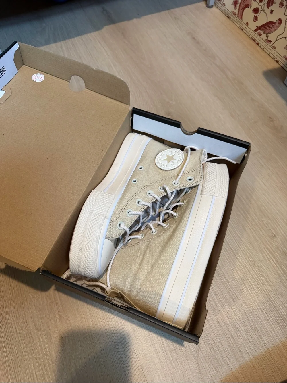 Converse platform chucks